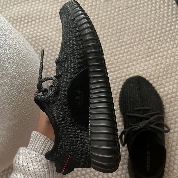 Yeezy x Adidas 350 Pirate Black 2015 - Picture 3 of 5